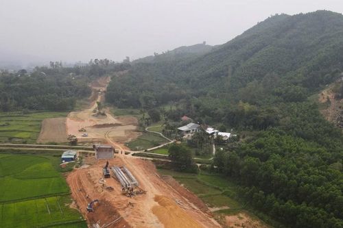 Quảng Nam điều chuyển 222 tỷ đồng kế hoạch vốn từ dự án chậm tiến độ sang dự án giải ngân tốt