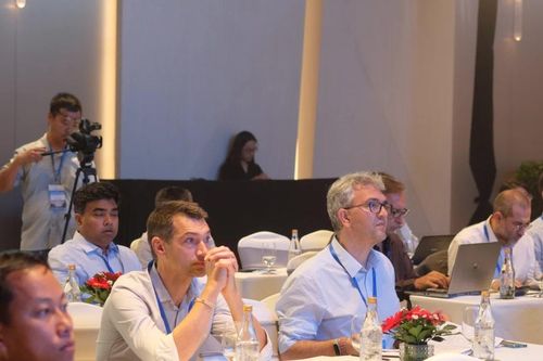 Trao đổi, chia sẻ kiến thức mới tại Hội nghị Quốc tế IEEE về Đo lường và Ứng dụng Anten