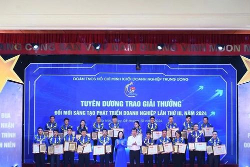 Trao Giải thưởng 'Đổi mới - Sáng tạo - Phát triển doanh nghiệp' lần thứ III năm 2024