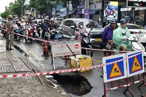 TPHCM liên tiếp xuất hiện 'hố tử thần'