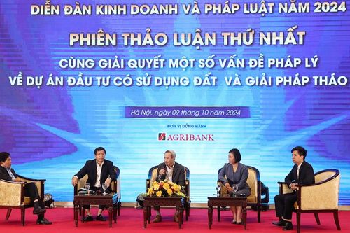 Diễn đàn 'Kinh doanh và Pháp luật' năm 2024 góp phần 'gỡ rối' cho doanh nghiệp