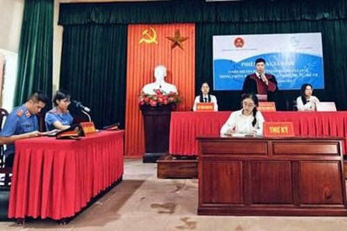 VKSND tỉnh Nam Định phối hợp tổ chức phiên tòa giả định tuyên truyền pháp luật cho hội viên phụ nữ