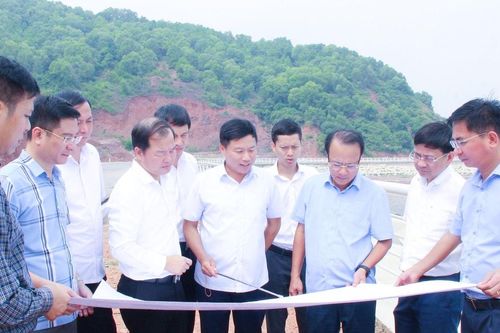HĐND tỉnh Nghệ An khảo sát một số công trình, dự án đầu tư công trọng điểm