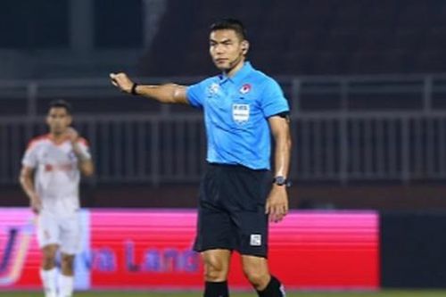 Lộ diện trọng tài bắt chính trận Việt Nam gặp Ấn Độ