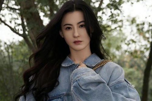 Một sao nữ hạng A đột ngột biến mất một cách khó hiểu