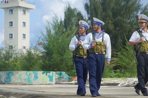 Những người con Hà Nội ở Trường Sa tiếp bước truyền thống anh hùng của cha ông