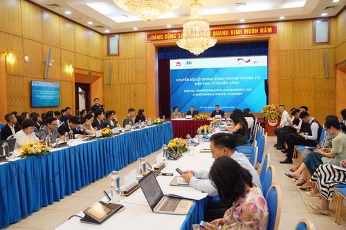 Chuyển đổi số là công cụ quan trọng để đạt được mục tiêu chuyển đổi xanh