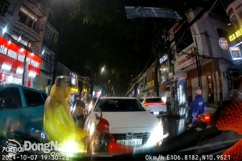 Công an xử phạt tài xế ô tô đi sai làn đường trong clip gây bức xúc tại Biên Hòa vào tối 7-10