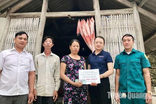 Trên 52 triệu đồng ủng hộ anh Hoàng Văn Hoạt