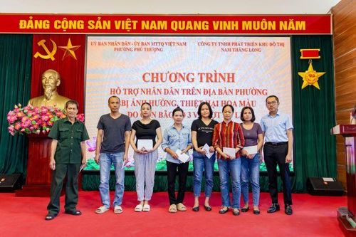 Ciputra Ha Noi hỗ trợ các gia đình thiệt hại nặng sau bão Yagi
