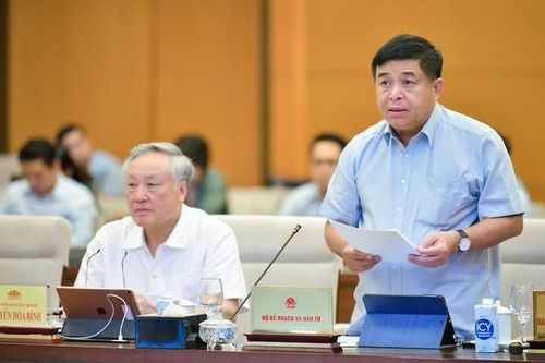 Nâng quy mô vốn đầu tư công dự án quan trọng quốc gia lên 30.000 tỷ đồng