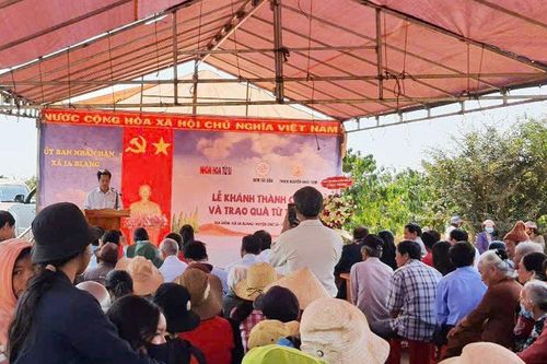 Chư Sê: Khánh thành và đưa vào sử dụng cầu 'tình thương'