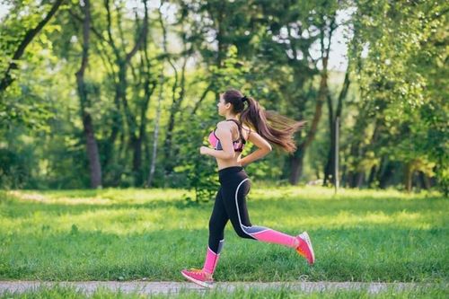 Nên chạy bộ bao nhiêu phút mỗi ngày?