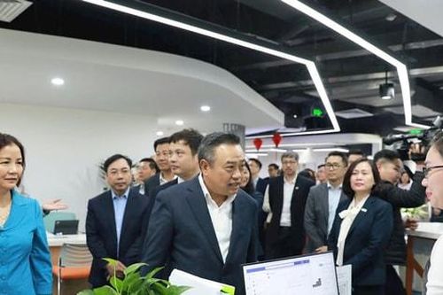 Bước tiến dài trong phát triển kinh tế