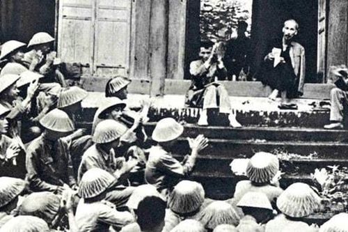 Nhớ lời Bác dặn trước ngày tiếp quản Thủ đô