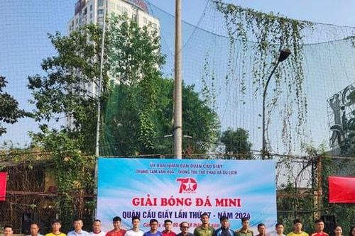 Gần 300 vận động viên tranh tài tại Giải bóng đá quận Cầu Giấy năm 2024