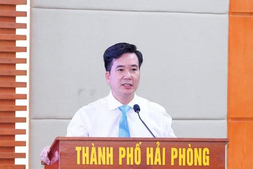 Ông Phạm Ngọc Dương giữ chức Giám đốc Sở Nội vụ thành phố Hải Phòng
