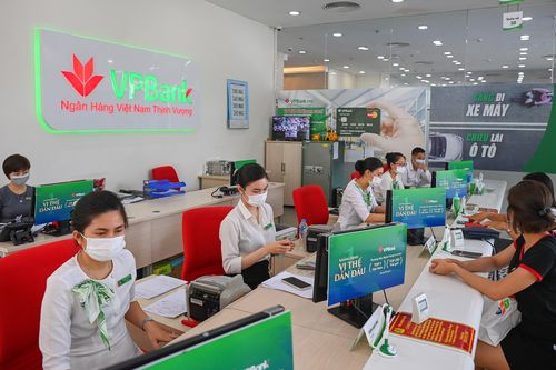 VPBank dừng mọi giao dịch thẻ từ