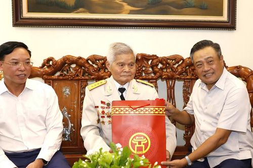 Ký ức ngày về tiếp quản Thủ đô