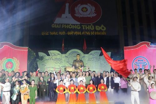 Công an Hà Nội với ký ức hào hùng tiếp quản Thủ đô