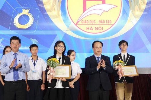 Học sinh Hà Nội đạt nhiều thành tích xuất sắc trong học tập