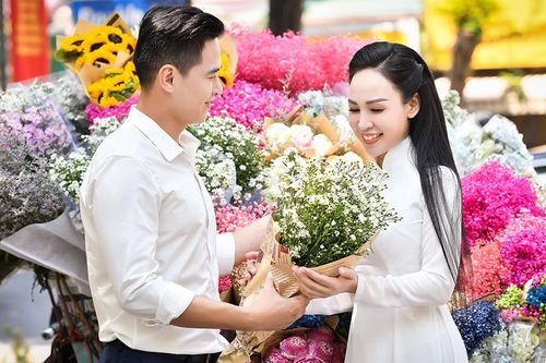 Hà Nội lãng mạn, đầy hoài niệm trong MV mới của Sao Mai Khánh Ly