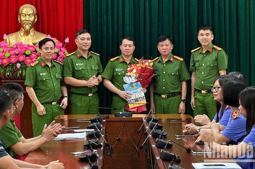 Sơn La: Bắt 3 đối tượng, thu giữ 6 bánh heroin