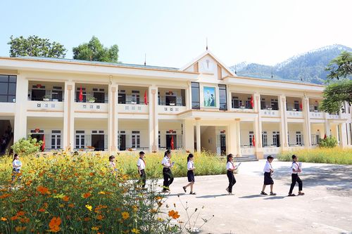 Tuyên Quang: Sớm đưa 8 học sinh phân hiệu Đồng Hưng đến học ở trường chính