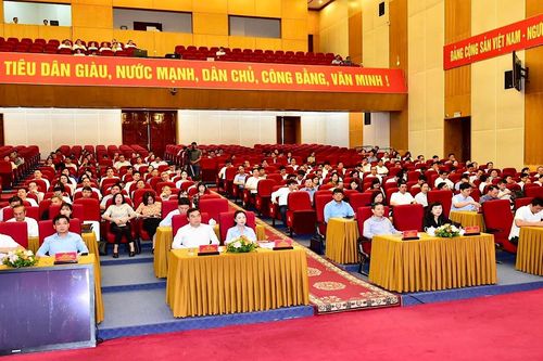 Tuyên Quang quán triệt, triển khai các văn bản chỉ đạo tổ chức đại hội đảng bộ các cấp, tiến tới Đại hội XIV của Đảng