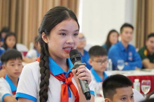 Đại biểu Quốc hội, Hội đồng nhân dân tỉnh Nghệ An tiếp xúc, gặp gỡ thanh, thiếu nhi