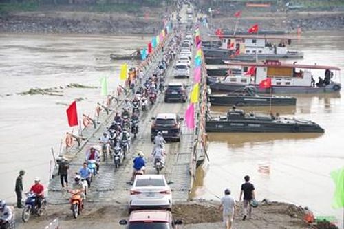 Điều chỉnh thời gian vận hành cầu phao khu vực cầu Phong Châu