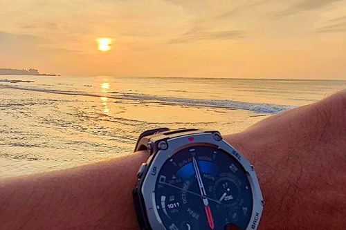 Amazfit T-Rex 3 gọn nhẹ và mạnh mẽ