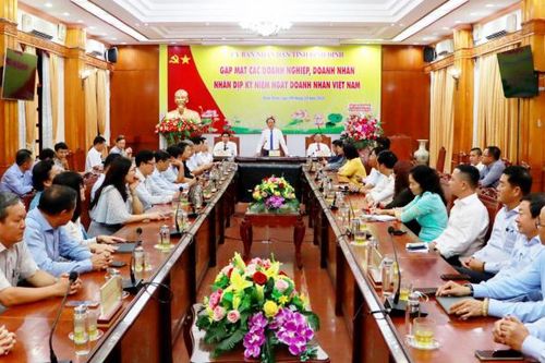 Bình Định: Gặp mặt doanh nghiệp, doanh nhân tiêu biểu