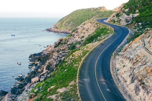 Các vùng đất ven biển được ưu tiên phát triển đường bộ cao tốc, khu kinh tế, khu công nghiệp, khu đô thị
