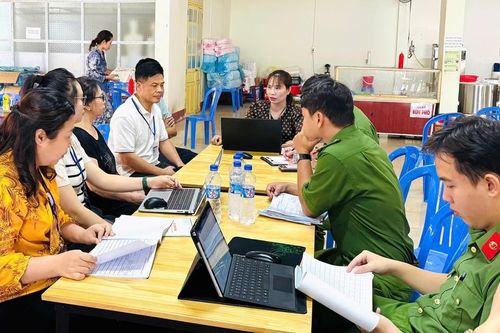 Thành lập đoàn kiểm tra liên ngành vụ sinh viên Trường Cao đẳng Lào Cai nhập viện nghi ngộ độc thực phẩm