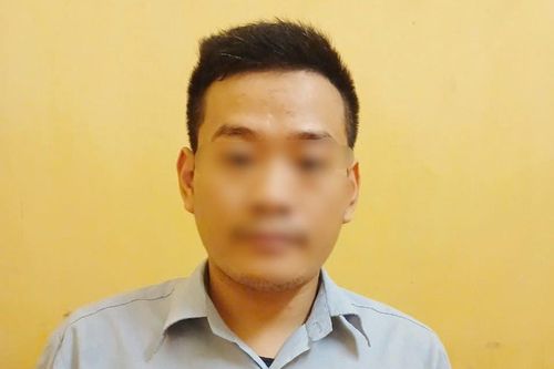 Tìm nạn nhân bị lừa mua 'lốt' gửi xe và xe ô tô của Hiếu 'Hoa Hồng'