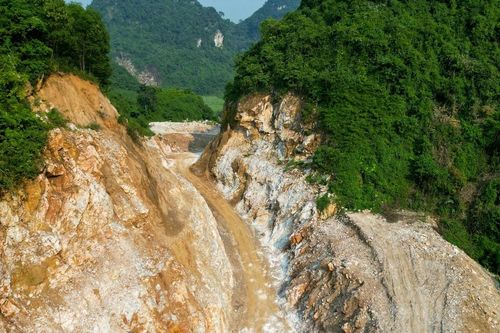 Khoan núi thông đường giữa 2 huyện Quỳ Hợp và Tân Kỳ mở hướng thoát nghèo