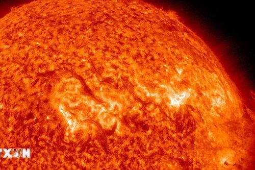 Bão Mặt Trời cực mạnh đang lao nhanh về phía Trái Đất