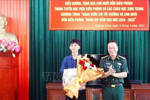 Nâng cánh ước mơ của cậu học trò nghèo làng biển