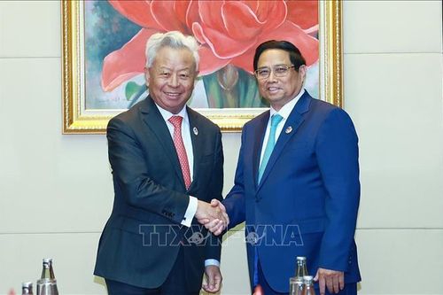 Thủ tướng gặp Chủ tịch Ngân hàng Đầu tư cơ sở hạ tầng châu Á