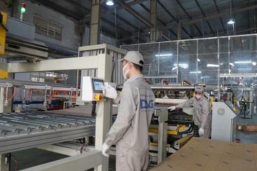 Cổ phiếu DAG của Nhựa Đông Á đối mặt với nguy cơ bị hủy niêm yết