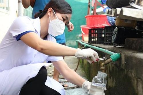 50 học sinh, sinh viên nhập viện sau ăn các món quen thuộc tại căng tin