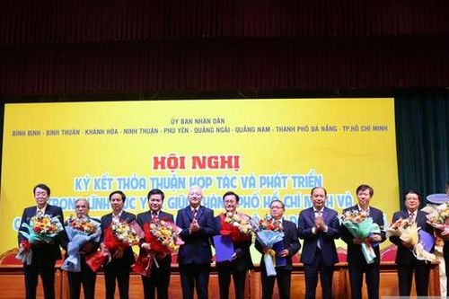 Tp.Hồ Chí Minh và các tỉnh Vùng Duyên hải Trung bộ hợp tác phát triển y tế