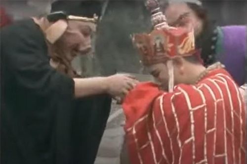 Đây là lần duy nhất Đường Tăng sát sinh lại được 3 đồ đệ hỗ trợ nhiệt tình, nhiều người chưa chắc nhớ ra
