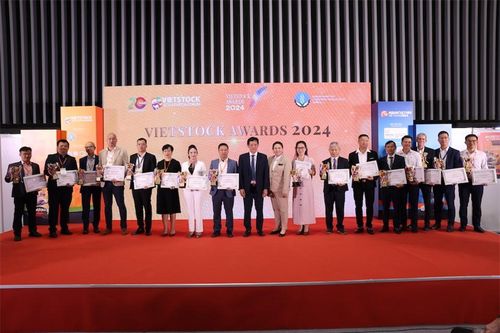 12 doanh nghiệp xuất sắc ngành chăn nuôi được vinh danh