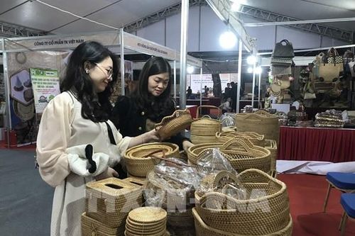Có 450 gian hàng tham gia Hanoi Giftshow 2024