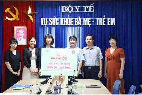 Bộ Y tế chung tay hỗ trợ người dân vùng bão lũ sau cơn bão số 3