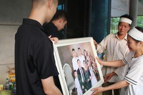 Phục dựng ảnh cho nạn nhân lũ quét thôn Làng Nủ