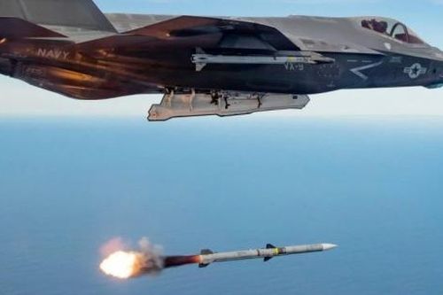 Mỹ - Nhật hợp tác sản xuất 'siêu tên lửa' AIM-120 tiếp lực cho Ukraine