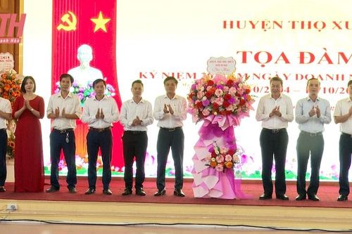 Thọ Xuân tọa đàm kỷ niệm 20 năm ngày Doanh nhân Việt Nam